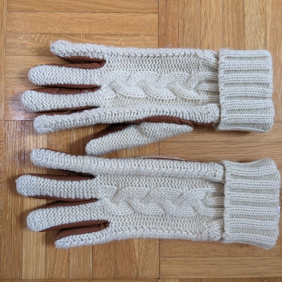 ๐ฅ Amazing Leather and Knit Gloves from Danier Leather in Cream + Brown ๐ฅ - Picture 3 of 5